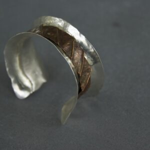 Anticlastic Cuff